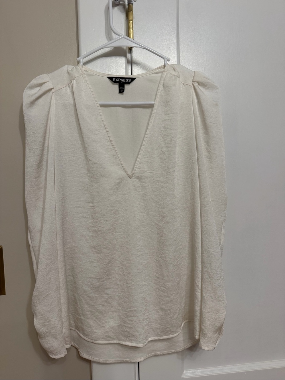 Express Cream V-Neck Puff Shoulder Blouse